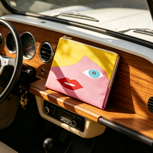 Charger l'image dans la galerie, twiggy pochette mini moke ohp
